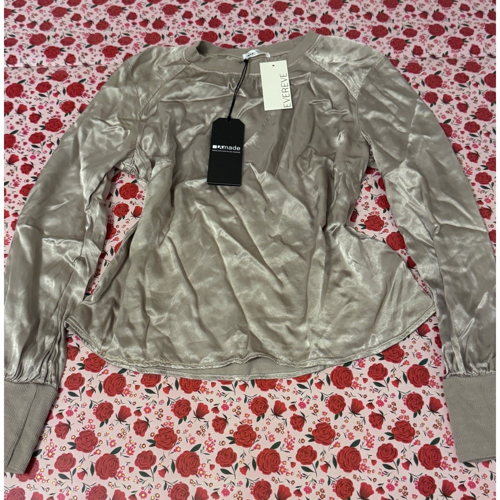Evereve LAmade‎ City Satin Long Sleeve Top Champagne EVE-RNW1038 Womens S New a3